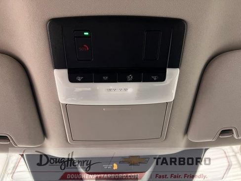 Used 2025 Nissan Pathfinder SV FWD image 54