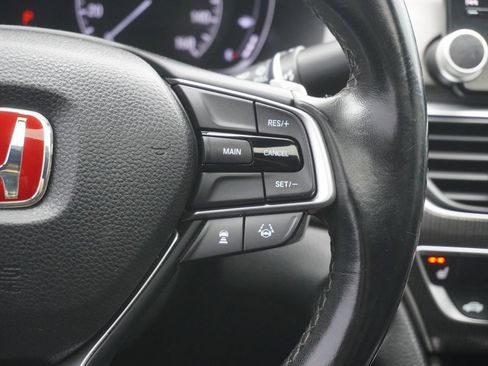 Used 2019 Honda Accord Sport image 14