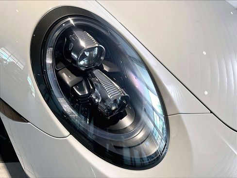 Used 2019 Porsche 911 Carrera S image 15