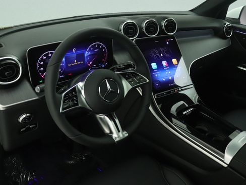 New 2026 Mercedes-Benz GLC 300 image 4