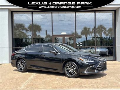 Certified 2025 Lexus ES 350 w/ Premium Package