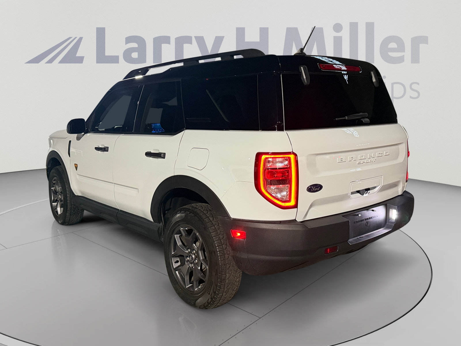 Used 2024 Ford Bronco Sport Badlands AWD/4WD image 3