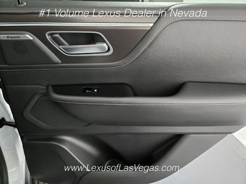 Used 2026 INFINITI QX80 Pure AWD/4WD image 23