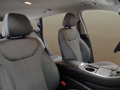 Used 2023 Hyundai Santa Fe SE image 20