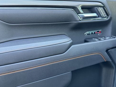 Certified 2025 GMC Sierra 1500 AT4 image 11