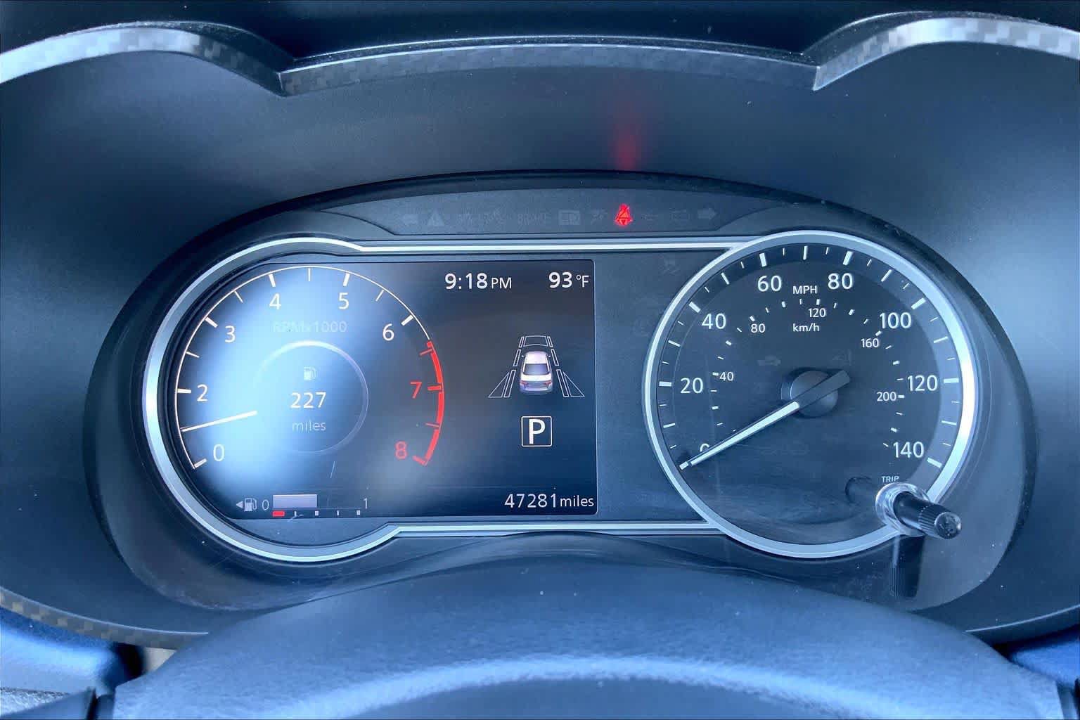 Used 2025 Nissan Versa SV w/ Trunk Package FWD image 24