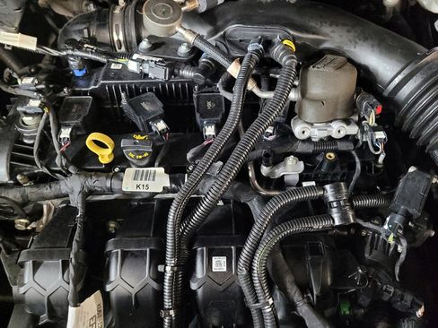 Used 2019 Ford Edge Titanium w/ Equipment Group 301A image 30