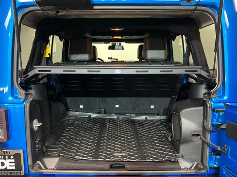 Used 2014 Jeep Wrangler Altitude image 23