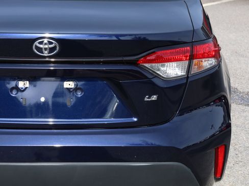 Used 2024 Toyota Corolla LE image 18