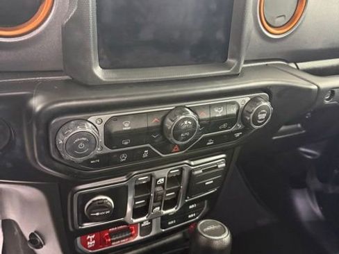 Used 2022 Jeep Gladiator Mojave w/ Trailer Tow Package image 16