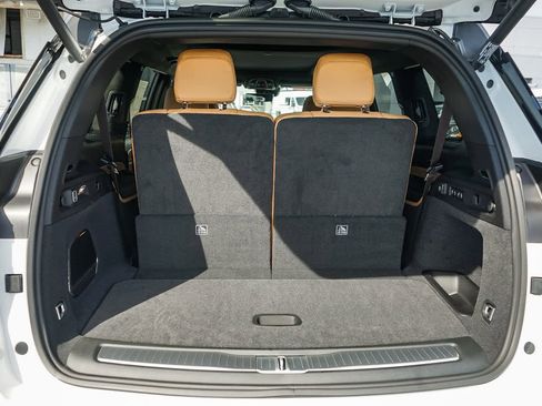 New 2026 Jeep Grand Cherokee L Summit image 11