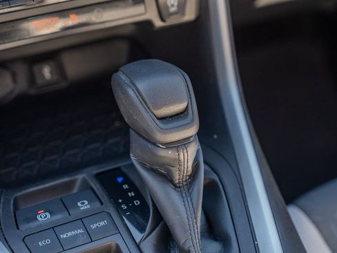 Used 2021 Toyota RAV4 XLE w/ Convenience Package image 27