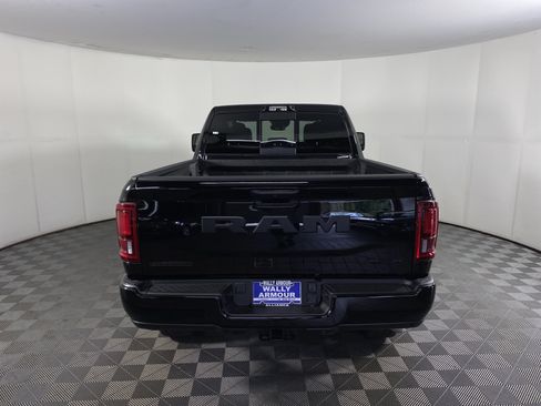 New 2026 RAM 2500 Big Horn AWD/4WD image 8