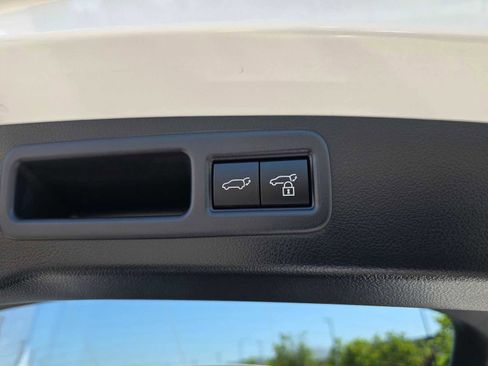 New 2026 Lexus RX 450h AWD image 18