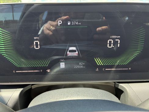 Used 2025 Kia K4 FWD image 33
