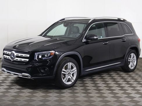 Used 2023 Mercedes-Benz GLB 250 4MATIC image 9