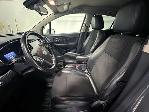 Used 2019 Buick Encore Preferred FWD image 3