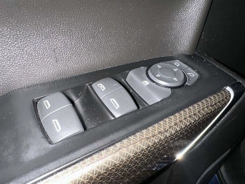 Used 2019 Chevrolet Silverado 1500 LT w/ All-Star Edition AWD/4WD image 18