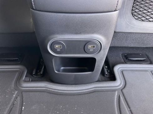 New 2024 Hyundai Ioniq 5 SEL image 25