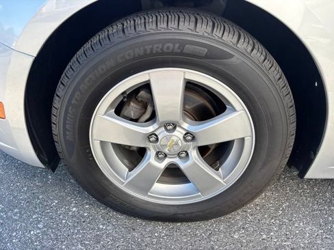 Used 2013 Chevrolet Cruze LT FWD image 21