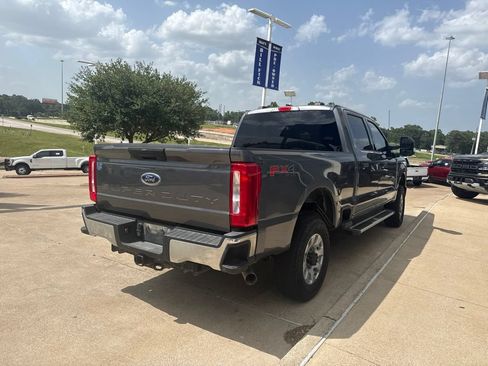 Used 2023 Ford F250 XLT w/ FX4 Off-Road Package AWD/4WD image 8