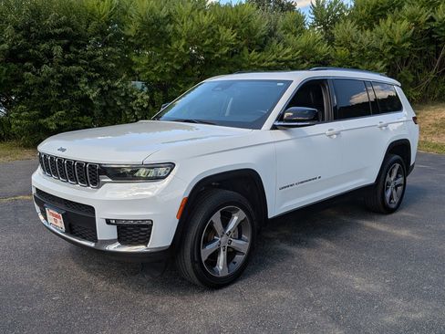 Certified 2022 Jeep Grand Cherokee L Limited image 8