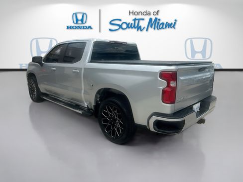 Used 2022 Chevrolet Silverado 1500 RST RWD image 5