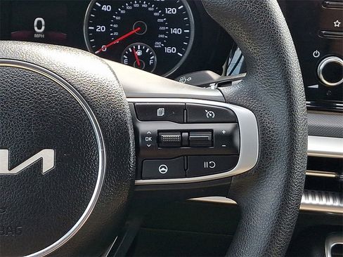 Used 2023 Kia K5 LXS image 24