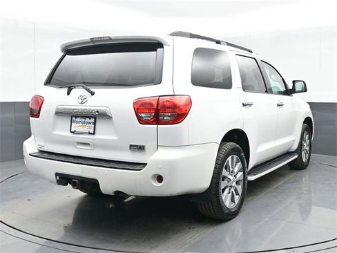 Used 2017 Toyota Sequoia Limited image 14