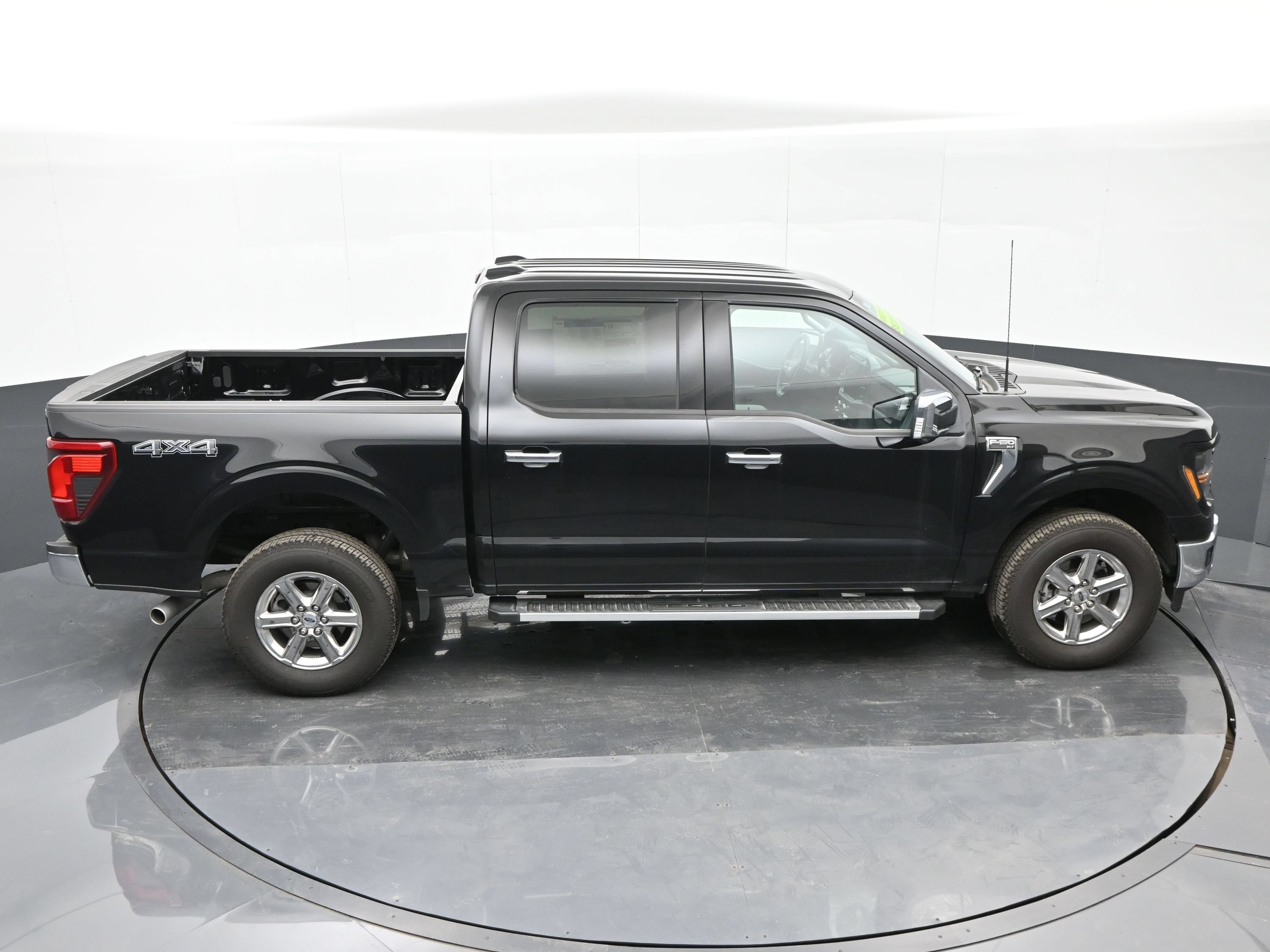 Used 2024 Ford F150 XLT w/ Equipment Group 302A MID AWD/4WD image 32