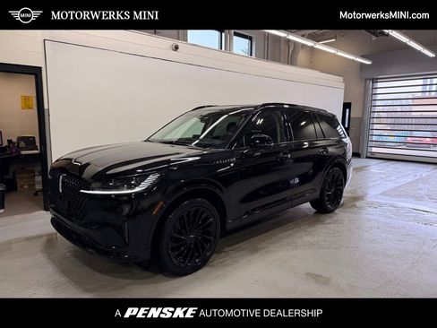 Used 2025 Lincoln Aviator Reserve w/ Jet Appearance Package image 1