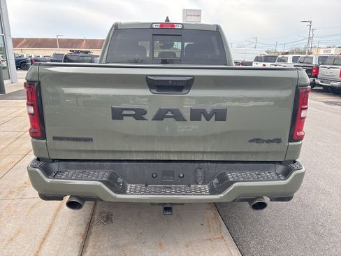New 2026 RAM 1500 4x4 Crew Cab image 9