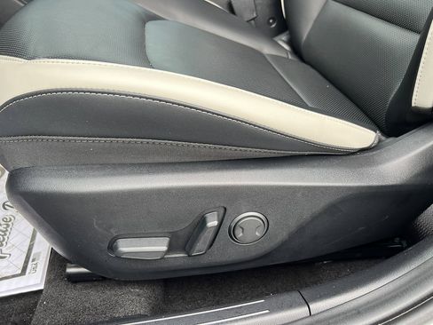 Used 2025 Kia K4 GT-Line w/ GT-Line Premium Package image 15