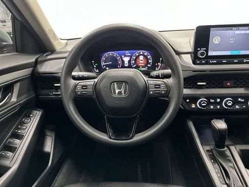 Used 2025 Honda Accord SE image 15