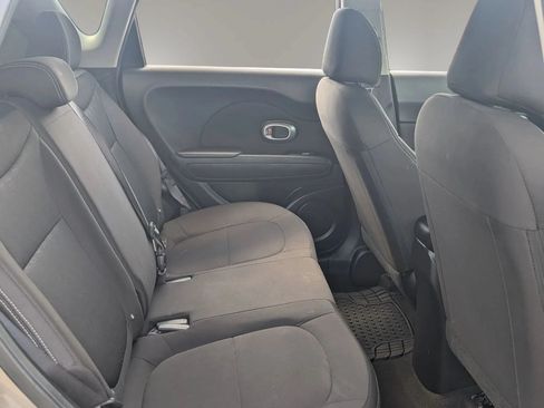 Used 2017 Kia Soul FWD image 20
