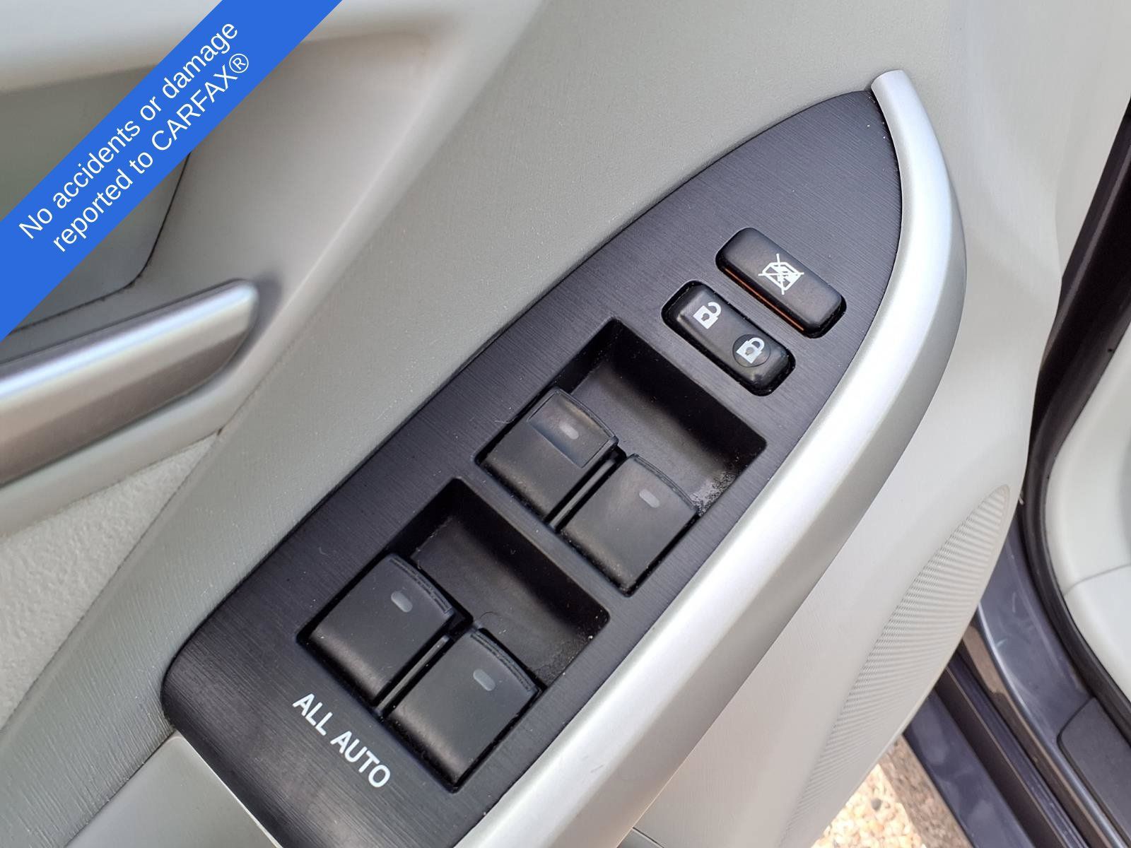 Used 2012 Toyota Prius Two FWD image 15