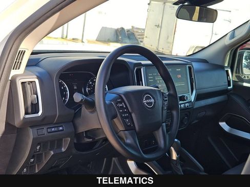 Used 2025 Nissan Frontier SV RWD image 13