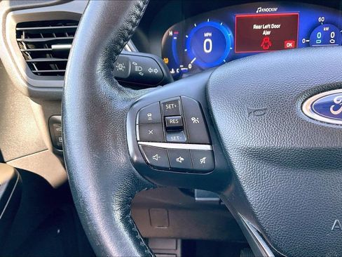 Certified 2020 Ford Escape SE Sport image 10