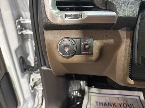 Used 2017 GMC Acadia Limited SLT image 22