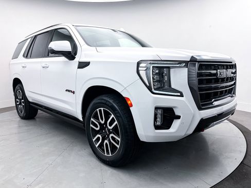 Used 2021 GMC Yukon AT4 w/ AT4 Premium Plus Package image 13