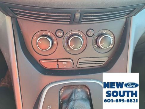 Used 2013 Ford Escape SE image 15