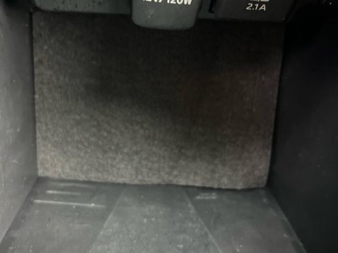 Used 2019 Toyota Corolla SE FWD image 33