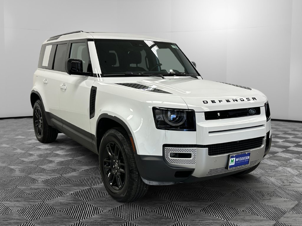 Used 2025 Land Rover Defender 110 S AWD/4WD image 8