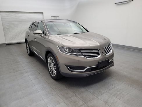 Used 2017 Lincoln MKX Reserve w/ Lincoln MKX Climate Package image 13