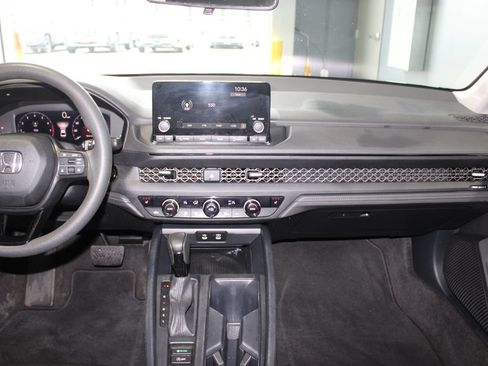 Used 2023 Honda Accord EX image 13