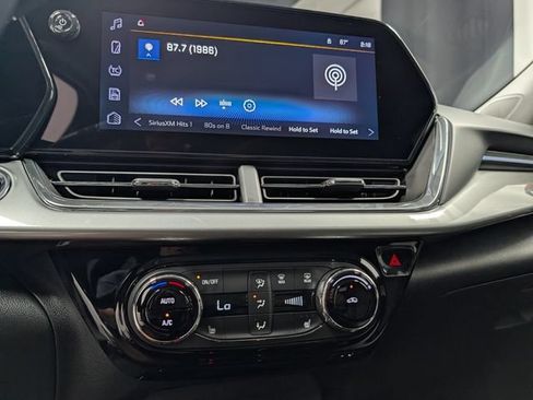 New 2026 Chevrolet Trax LT w/ Driver Confidence Package FWD image 22