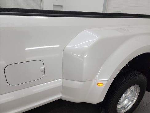 Used 2019 Ford F350 Lariat w/ Lariat Ultimate Package image 36