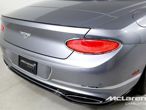 Used 2022 Bentley Continental GT Speed image 33