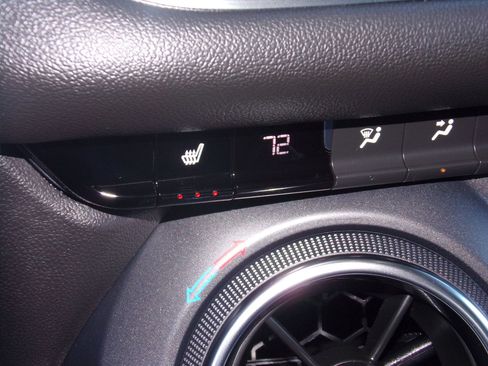 Used 2024 Chevrolet Blazer LT w/ Convenience Package image 19