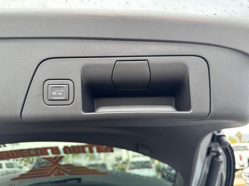 New 2025 Buick Envision Sport Touring image 10